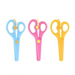 <span class=keywords><strong>Ciseaux</strong></span> d'apprentissage pour tout-petits <span class=keywords><strong>pas</strong></span> chers, <span class=keywords><strong>ciseaux</strong></span> de sécurité en plastique lisse pour l'artisanat et l'utilisation scolaire - Product Image 5