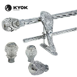 KYOK Tringle <span class=keywords><strong>à</strong></span> <span class=keywords><strong>rideaux</strong></span> <span class=keywords><strong>pivotante</strong></span> antirouille avec embouts ronds en cristal Style royal Accessoires décoratifs pour la maison Stores royaux latéraux - Product Image 1