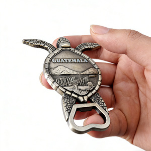 Recuerdo de Viaje Personalizado de Metal, Recuerdo del Lago Atitlán, Abridor de Botellas 2 en 1 con Forma de Tortuga de Guatemala, Imán para Refrigerador - Product Image 6