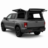 Pick-up 4x4 tout-terrain Sierra avec toit rigide pliable manuel, auvent modulaire, couvre-caisse étanche et verrouillable