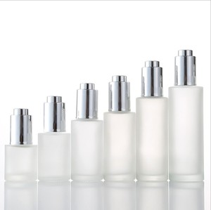 30 ml rõ ràng <span class=keywords><strong>Frosted</strong></span> Báo Chí sang trọng <span class=keywords><strong>push</strong></span> <span class=keywords><strong>button</strong></span> Vàng Pipette tinh dầu chai thủy tinh với vàng bạc Top - Product Image 4