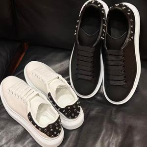 Top-quality Unisex Luxury Punk-style Skate <b>Sneakers</b>: Stylish Flat-soled Casual <b>Shoes</b> with Distinctive Personality - Product Image 4