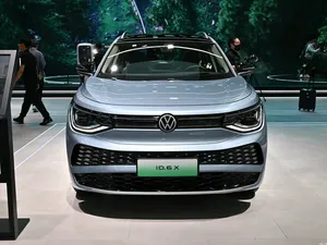 Hot Selling High Speed Pure Electric Range 617Km 7 Seats Made In China Adult Vehicle Left Hand Volkswagen ID6 Electric Car