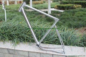 Cadre de vélo en titane imprimé en 3D par XACD avec tube de direction conique - Product Image 2