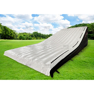 Airbag Inflable para Aterrizaje en Esquí Acrobático, Snowboard, BMX, FMX, Salto en Bicicleta - Material de PVC, Tamaño 16mt, Fácil Instalación - Product Image 2