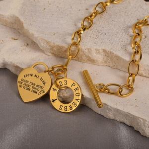 Tendances 2025 – Collier pendentif cœur moderne et unique en acier inoxydable 316L, étanche et anti-ternissement, plaqué or 18 carats pour femme - Product Image 2