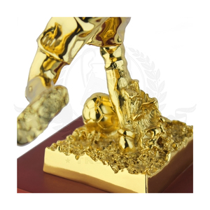 Figurine de joueur de football américain en métal durable, design personnalisable, impression UV, logo personnalisé, or – Offre spéciale - Product Image 4