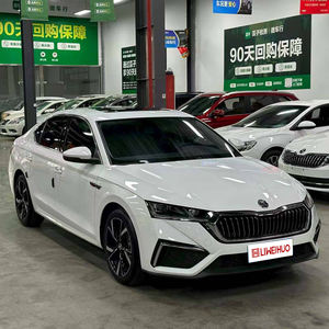Skoda <span class=keywords><strong>Octavia</strong></span> <span class=keywords><strong>2023</strong></span>, 5 Puertas, 5 Plazas, Hatchback Usado, Automático, Interior Oscuro, Volante a la Izquierda - Product Image 2