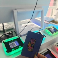 Stasiun Pembaca Kartu Taman Hiburan Terminal Isi Ulang Kartu WiFi untuk Platform Manajemen Sistem Kartu Token Arcade