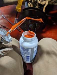 WBG 8 Fl. Oz. Lubrifiant <span class=keywords><strong>de</strong></span> pièces <span class=keywords><strong>de</strong></span> <span class=keywords><strong>frein</strong></span> extrême en céramique <span class=keywords><strong>de</strong></span> <span class=keywords><strong>silicone</strong></span> avec bouteille supérieure <span class=keywords><strong>de</strong></span> brosse - Product Image 4