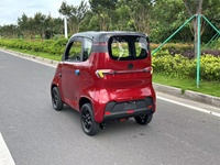 Skuter Mobilitas Tertutup Grosir SQ4 Langsung dari Pabrik, Disertifikasi Tipe EU dengan COC, Kendaraan Listrik 2 Kursi OEM/ODM/CKD/SKD