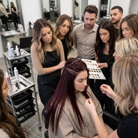 Prêt à expédier : Trame Invisible Genius Ultra Fine 100% Double Drawn, cheveux alignés au niveau du cuir chevelu, sans nœuds