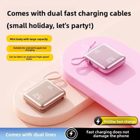 Mini batterie externe portable en plastique avec lampe torche LED et double port USB, batterie au lithium polymère
