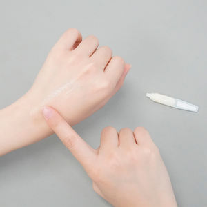 肌を明るくする高強度ファーミング時代を超越したビタミンC血清プライベートラベル - Product Image 3