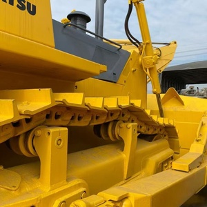 Grand bulldozer Komatsu 155 d'occasion, puissance d'origine forte, bulldozer à chenilles Komatsu D155AX-5 D155 d'occasion à vendre - Product Image 4