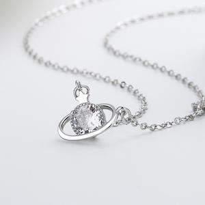 Collar con Colgante de Bola del Planeta Saturno, Engaste de Garra de Cobre, Piedra de Circonio, Cadena Fina Elegante, Regalo Celestial de Cuento de Hadas para Unisex - Product Image 1