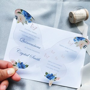 Bebé azul Floral claro mariposa acrílico dulce 15 años tarjeta de invitación de quinceañera - Product Image 6