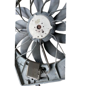 Para <span class=keywords><strong>Mercedes</strong></span> Benz Clase S 220 850W ventilador electrónico de coche, sistema de radiador original de <span class=keywords><strong>segunda</strong></span> <span class=keywords><strong>mano</strong></span> ventilador electrónico de refrigeración - Product Image 5