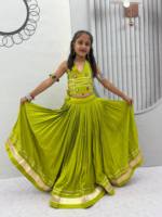 Set Lehenga Choli Anak Perempuan Kualitas Ekspor untuk Navratri, Gaun Chaniya Choli Tradisional untuk Garba dan Dandiya Tersedia dengan Harga Ekspor
