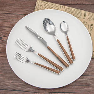 Thanh lịch 24-Piece thép không gỉ thiết lập dao kéo hiện đại Bộ đồ ăn <span class=keywords><strong>Flatware</strong></span> với ABS nhựa gỗ xử lý các bên có sẵn bán buôn - Product Image 4