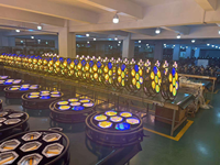 7 projecteurs stroboscopiques LED rétro pour scène, DJ, club, 7x50W COB + LED RGB auxiliaires, effet d'éclairage de fond pour club, mariage, fête