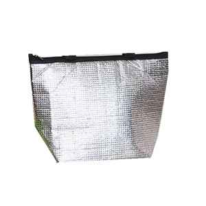 La ligne de vente directe d'usine produit un grand nombre de sacs isothermes de qualité alimentaire - Product Image 6