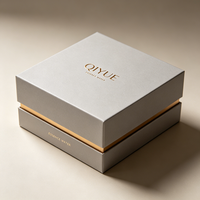 Boîte en papier cosmétique portable pour crème visage, estampage à chaud doré, emballage minimaliste de luxe pour soins de la peau, boîte d'expédition, MOQ 1000, personnalisable