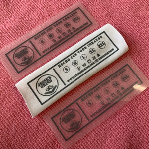 Etiquette d'impression par transfert de chaleur en vinyle personnalisée <span class=keywords><strong>pour</strong></span> sacs, <span class=keywords><strong>autocollant</strong></span> de transfert de chaleur avec logo de marque <span class=keywords><strong>pour</strong></span> vêtements - Product Image 4