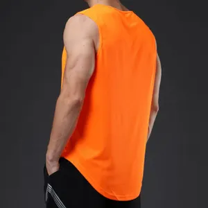 Venta al por mayor Gym Tank Top Hombres Casual Summer Vest Style Sportswear Material ligero Drop Armhole Cut Crew Neck Tank Tops para hombres