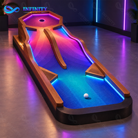 Terrain de mini-golf commercial à 9 trous, équipement d'attraction portable d'intérieur pour centre de divertissement familial, enfants et adultes