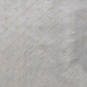 Venta al por mayor de 100% algodón blanco bordado Georgette tela de alta calidad de punto de trama textil liso para la fabricación de prendas de vestir - Product Image 1
