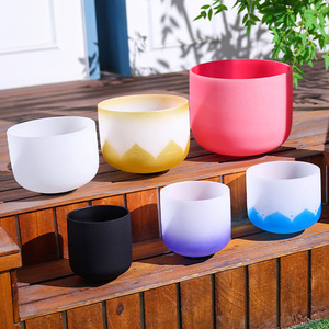 Cuenco de cristal de cuarzo esmerilado de 432Hz con logotipo personalizado, instrumento de sanación por sonido para yoga, meditación y terapia de chakras con mazo. - Product Image 4