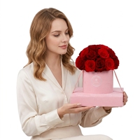 Saint Valentin boîte à fleurs éternelles tête de champignon roses marinées conservées boîte à fleurs immortelles