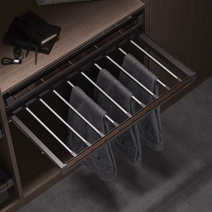 Porte-pantalon minimaliste Cooper Glass Latte avec tiroir télescopique antidérapant pour vêtements et chapeaux - Product Image 1