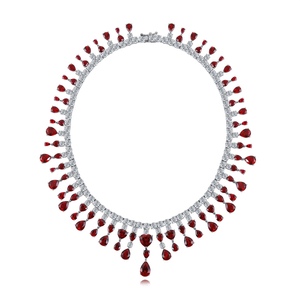 Nuova Collezione: Collana in <span class=keywords><strong>Argento</strong></span> <span class=keywords><strong>925</strong></span> con Rubino Sintetico a Goccia d'<span class=keywords><strong>Acqua</strong></span> Scintillante, Gioiello Classico di Lusso per Matrimoni - Product Image 6