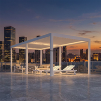 Pergola bioclimatique motorisée intelligente en aluminium avec finition thermolaquée, contrôle par application, autoportante pour balcon et protection solaire extérieure
