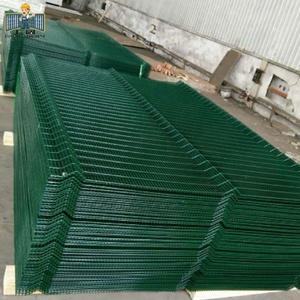 Grillages <span class=keywords><strong>Rigide</strong></span> Verser Clotures Clôture métallique avec panneaux de clôture galvanisés à mailles incurvées - Product Image 1