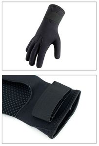 Gants de plongée en <span class=keywords><strong>néoprène</strong></span> de <span class=keywords><strong>3mm</strong></span> d'épaisseur avec paume en caoutchouc texturé pour les sports nautiques - Product Image 6