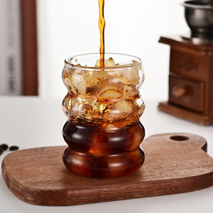 Tasse à ondulations créative, verre transparent résistant à la chaleur, gobelet en forme de vague pour les fêtes, pour la bière ou le thé - Product Image 1