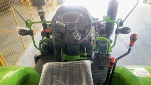 Tracteur 4x4 d'usine 4WD 50HP CE 120hp 100hp 80hp 60hp 70hp 140hp 160hp tracteur agricole moteur diesel bulldozer pelle - Product Image 4