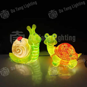 ประติมากรรมรูปหอยทากขนาดเล็กพร้อมไฟประดับ สำหรับตกแต่งเทศกาล สวนสาธารณะ และฉากกลางคืน - Product Image 6