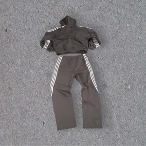 Chándales de 2 piezas personalizados de 500 Gsm Heavyweight Baggy Fleece de gran tamaño para invierno de alta calidad a rayas para hombre - Product Image 2