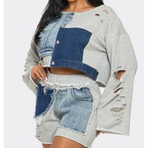 Nuevo Conjunto Casual de Mezclilla para Mujer de Alta Calidad con Parches, Top Corto de Cuello Redondo y Mini Shorts, Lavado Ácido, Efecto Desgastado y Parches de Mezclilla - Product Image 1