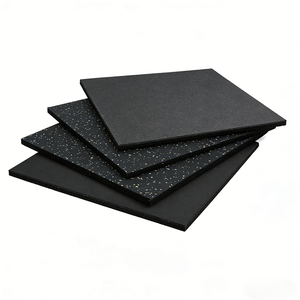 Baldosas de Suelo Compuestas Personalizables de 15mm-30mm de Grosor, Tapete de Goma Antideslizante para Gimnasios Comerciales y Domésticos - Product Image 2