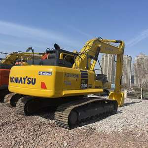 Excavadora Komatsu 220-8 usada para ingeniería minera, excavadora hidráulica sobre orugas, en stock. - Product Image 1