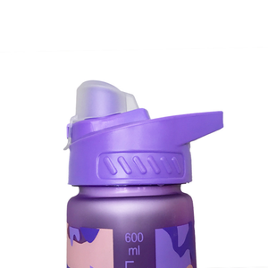 2024 nuevas <span class=keywords><strong>botellas</strong></span> <span class=keywords><strong>de</strong></span> agua <span class=keywords><strong>de</strong></span> <span class=keywords><strong>plástico</strong></span> simples grandes <span class=keywords><strong>de</strong></span> 700ml botella <span class=keywords><strong>de</strong></span> agua deportiva al por mayor <span class=keywords><strong>con</strong></span> boca pequeña - Product Image 2