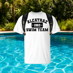 T-shirt vintage effetto invecchiato della squadra di nuoto Alcatraz 1963, abbigliamento sportivo - Product Image 3