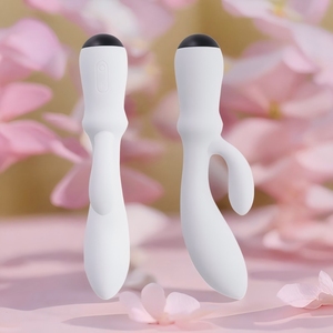 Geavanceerde Dual Motor Konijn Vibrator Voor Vrouwen 12 Frequenties Waterdicht & Skinsafe Seksspeeltje - Product Image 1