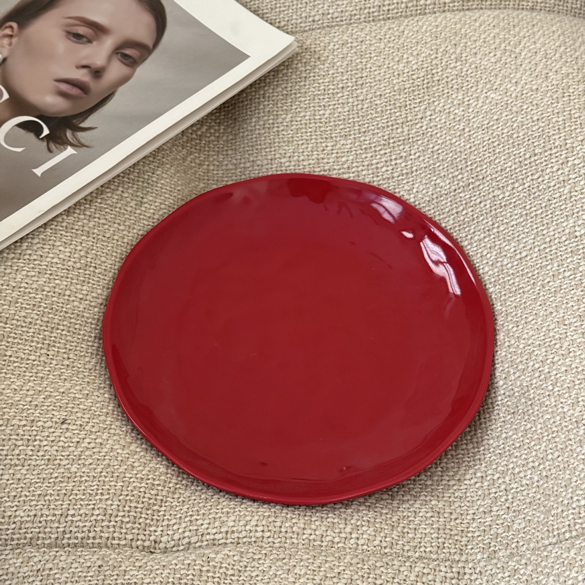 red 8 inch  plate