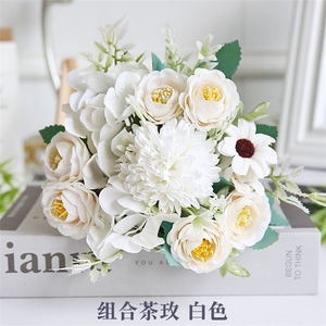 Fleur artificielle LUYI pour la décoration <span class=keywords><strong>de</strong></span> la maison, mariage, anniversaire, fête, bouquet <span class=keywords><strong>de</strong></span> pivoines et <span class=keywords><strong>de</strong></span> roses décoratif - Product Image 2